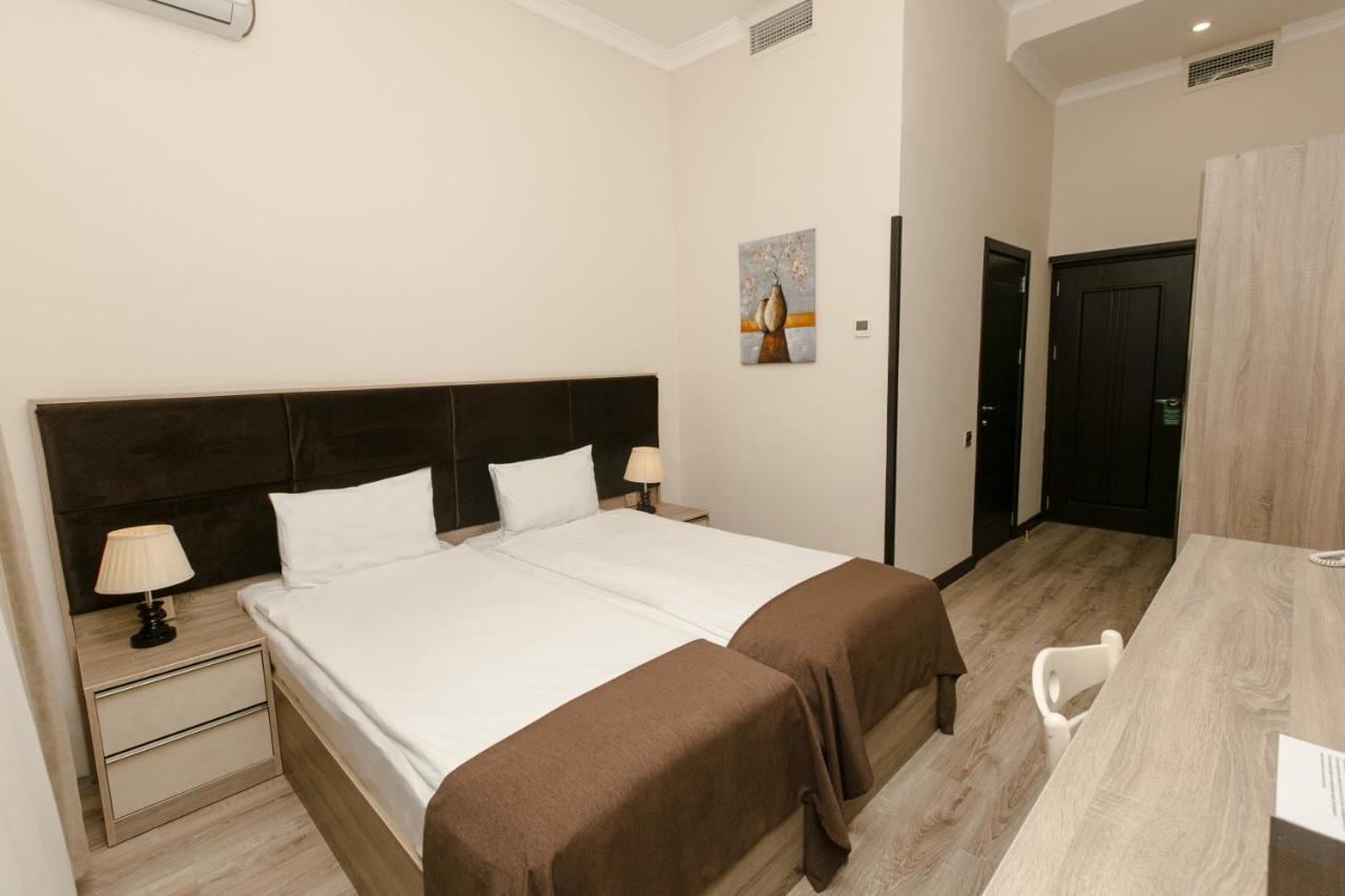 Deluxe City Hotel Bakoe Buitenkant foto